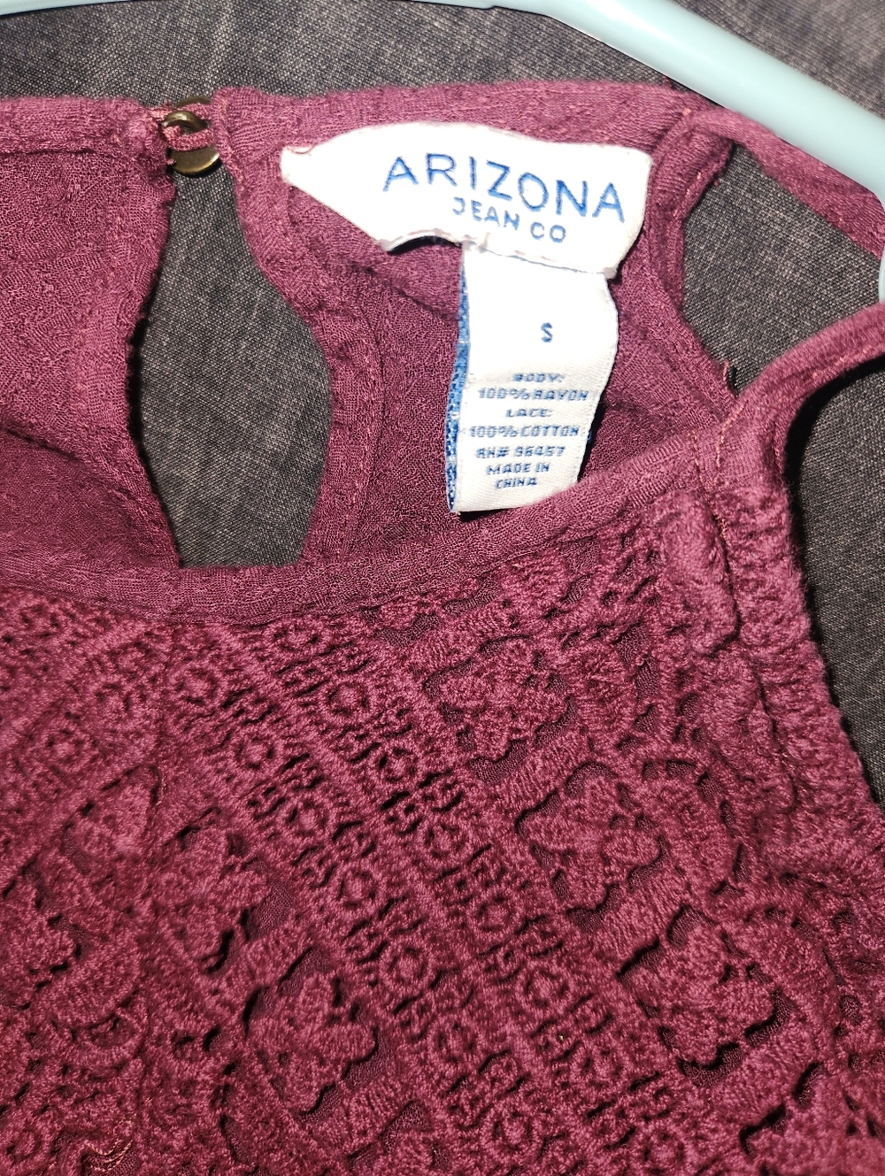 Arizona Jean Company Women's Small Top - Picture 3 of 3